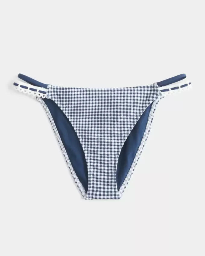 Cheeky bikinibroekje met haak-stijl rand en dubbele bandjes
