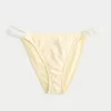 Cheeky bikinibroekje met haak-stijl rand en dubbele bandjes Cheeky bikinibroekje met haak-stijl rand en dubbele bandjes