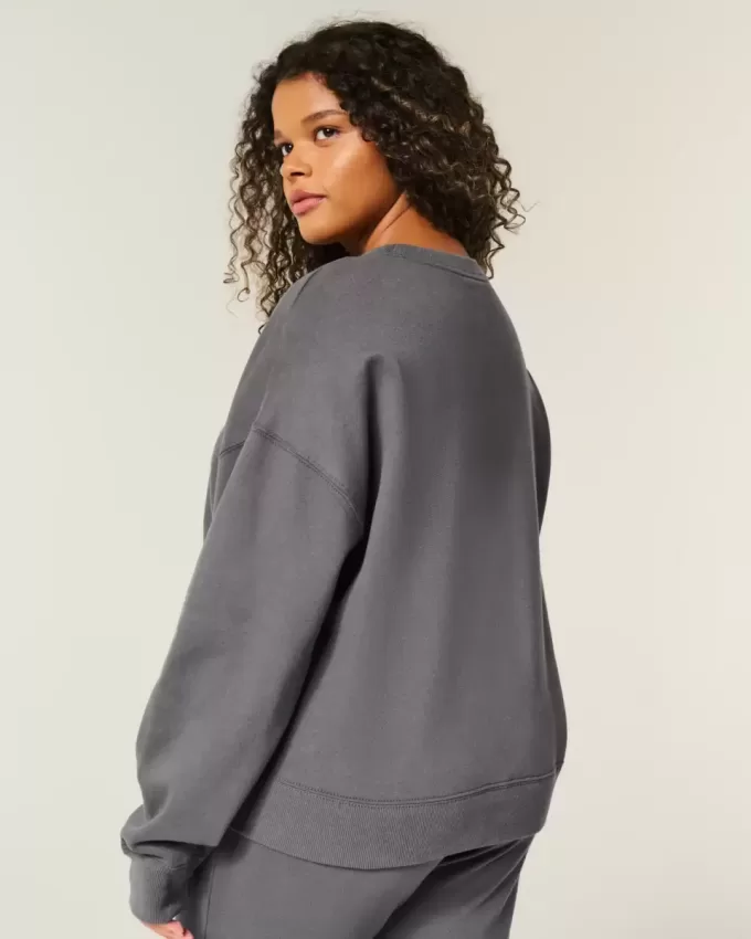 Eenvoudig logo-grafisch sweatshirt met ronde hals Eenvoudig logo-grafisch sweatshirt met ronde hals
