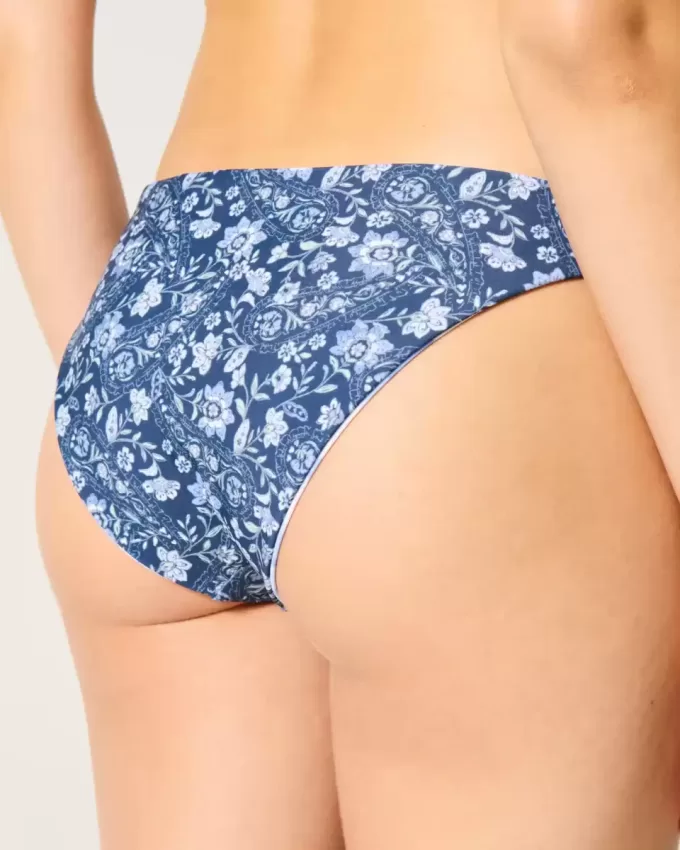Omkeerbare laag uitgesneden Cheeky Bikinibroekje