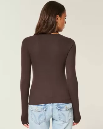 Top met lange mouwen en kanten rand Top met lange mouwen en kanten rand