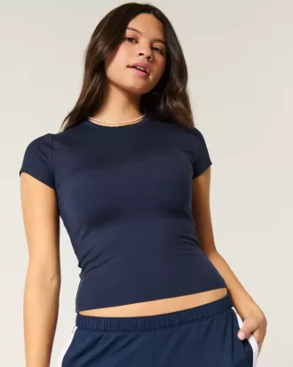Zachte, naadloze stretch baby-T-shirt met ronde hals Zachte, naadloze stretch baby-T-shirt met ronde hals